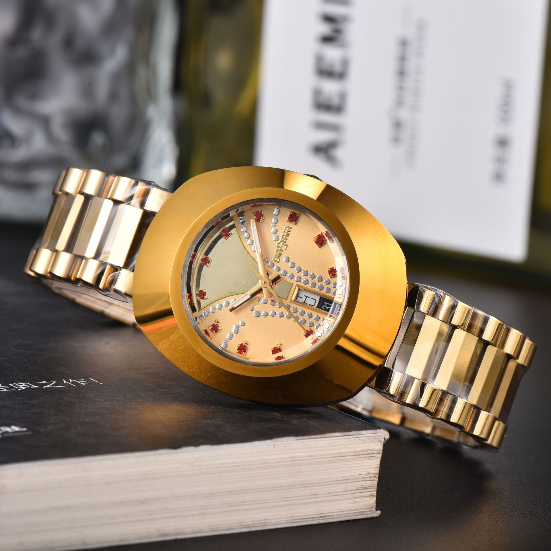 Stylish Sport Quartz Wristwatch