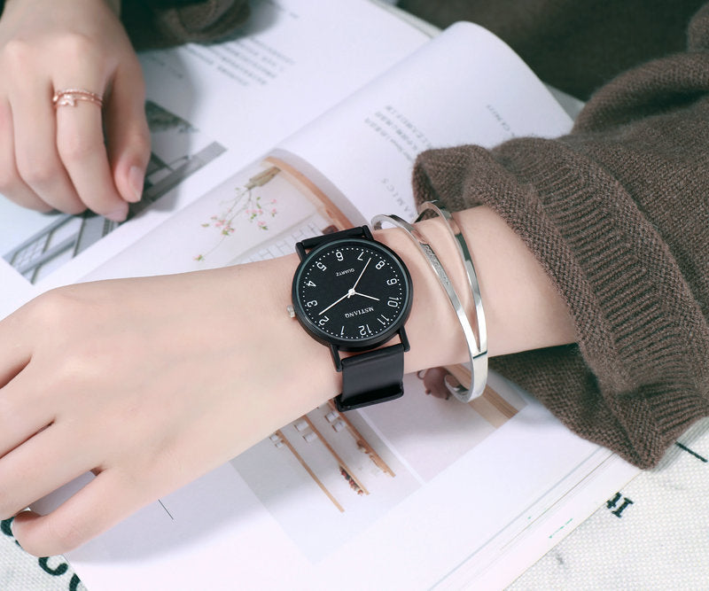 Quartz Wristwatch